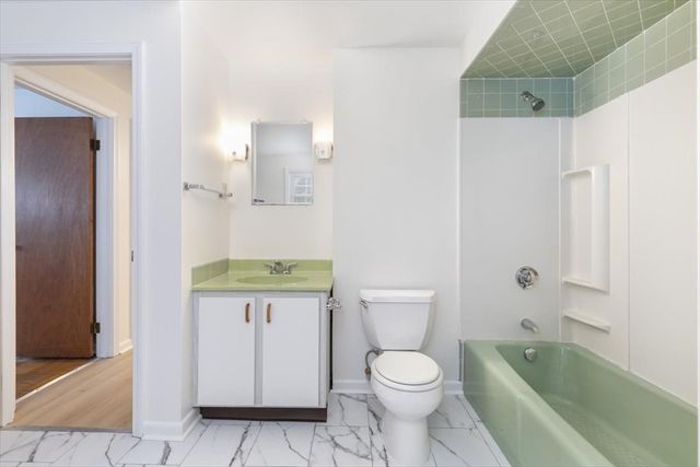 40 Railroad Ave B2, Beverly, MA 01915