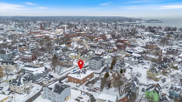 40 Railroad Ave B2, Beverly, MA 01915