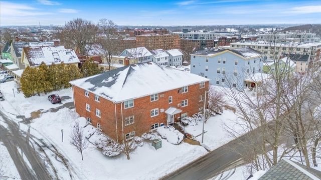 40 Railroad Ave B2, Beverly, MA 01915