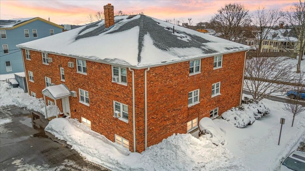 40 Railroad Ave B2, Beverly, MA 01915