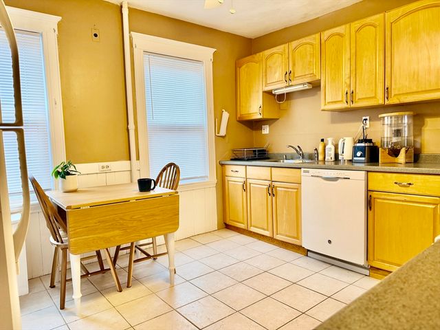 37 Hilton 37, Arlington, MA 02474