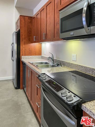 315 W 5th Street 414, Los Angeles, CA 90013