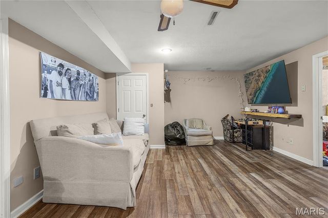 904 Pine Street, Sikeston, MO 63801
