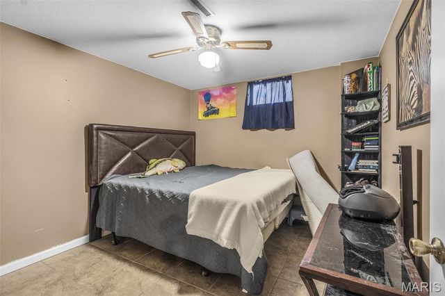 904 Pine Street, Sikeston, MO 63801