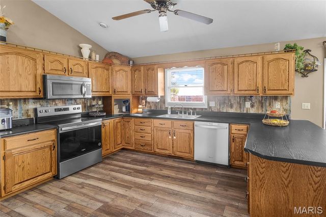 904 Pine Street, Sikeston, MO 63801
