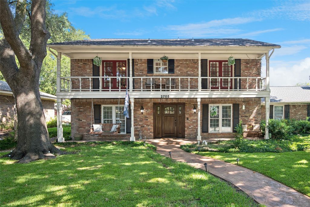 2705 Prairie Creek Court, Plano, TX 75075