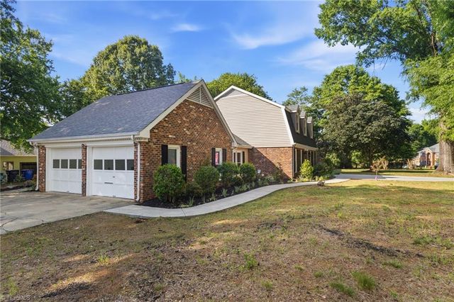 227 Christi Lane, Kernersville, NC 27284