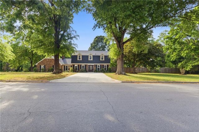 227 Christi Lane, Kernersville, NC 27284