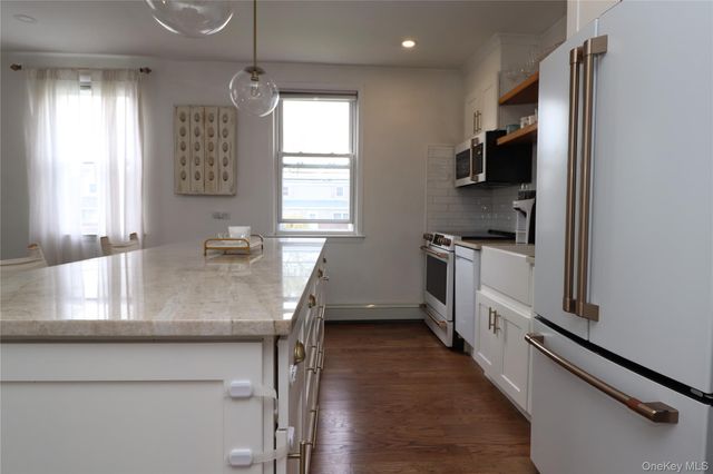 570 Broadway A3, Lynbrook, NY 11563
