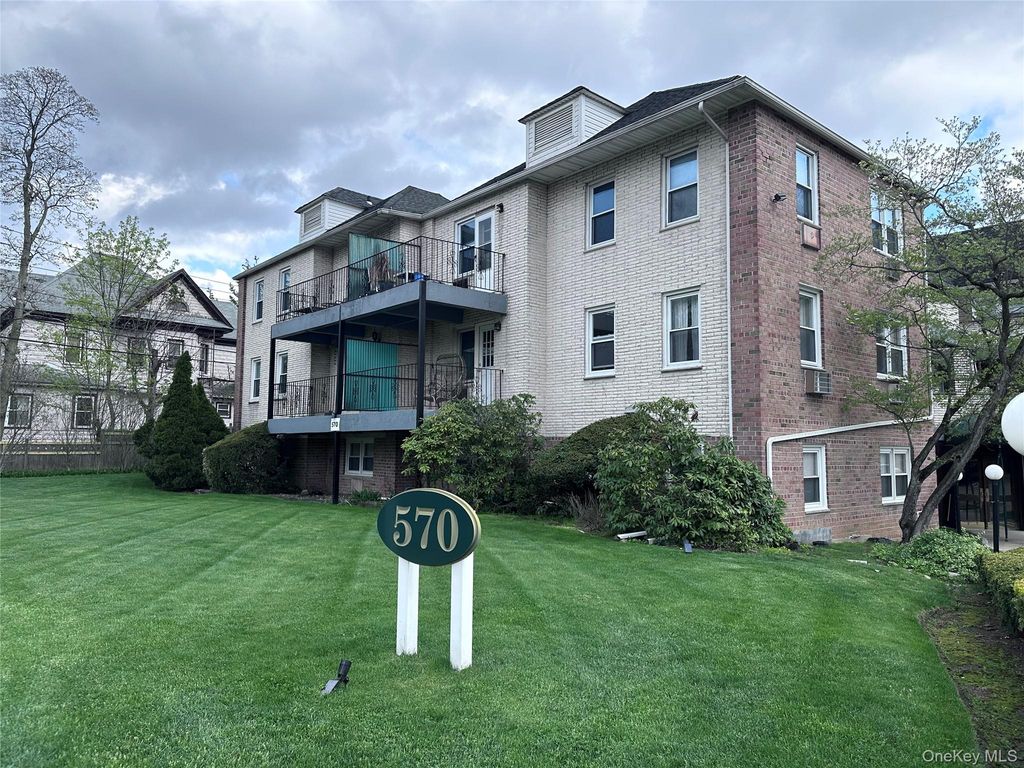 570 Broadway A3, Lynbrook, NY 11563