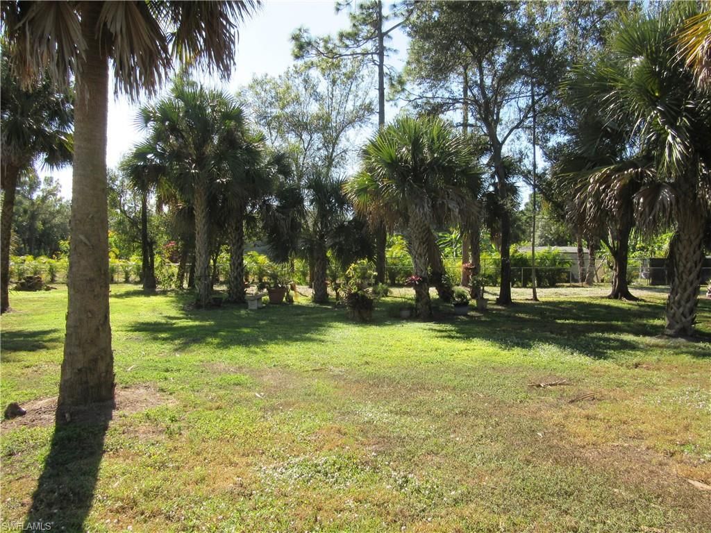 419 Broadway AVE, LEHIGH ACRES, FL 33972 — photo 2