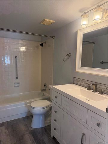 13952 E Marina Drive 104, Aurora, CO 80014