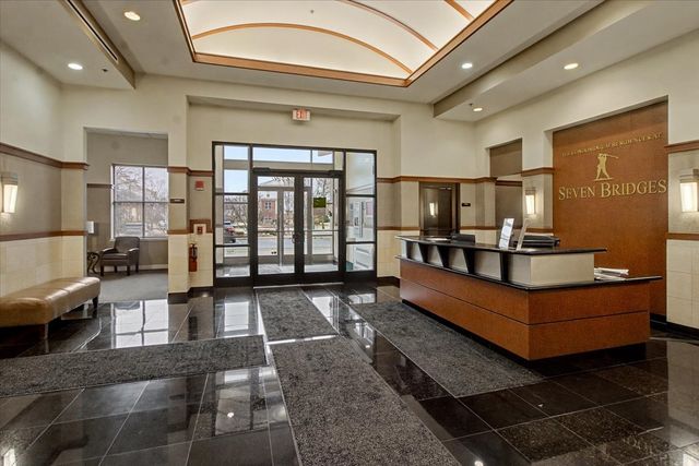 6420 Double Eagle Drive 501, Woodridge, IL 60517