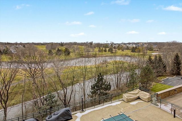 6420 Double Eagle Drive 501, Woodridge, IL 60517