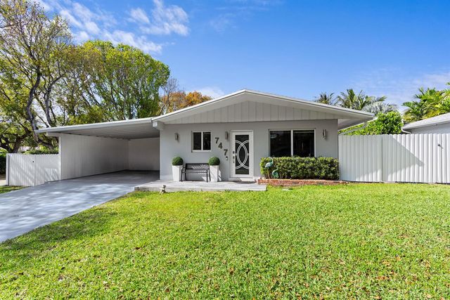 747 Avon Road, West Palm Beach, FL 33401