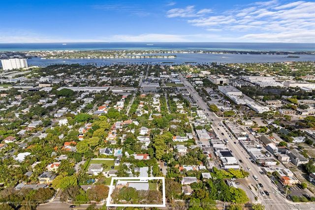 747 Avon Road, West Palm Beach, FL 33401