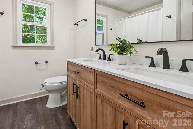 7806 Snowden Lane, Charlotte, NC 28270