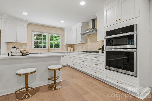 7806 Snowden Lane, Charlotte, NC 28270