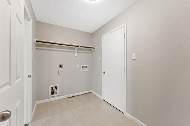 21619 Sunrise Brook Lane, Spring, TX 77379