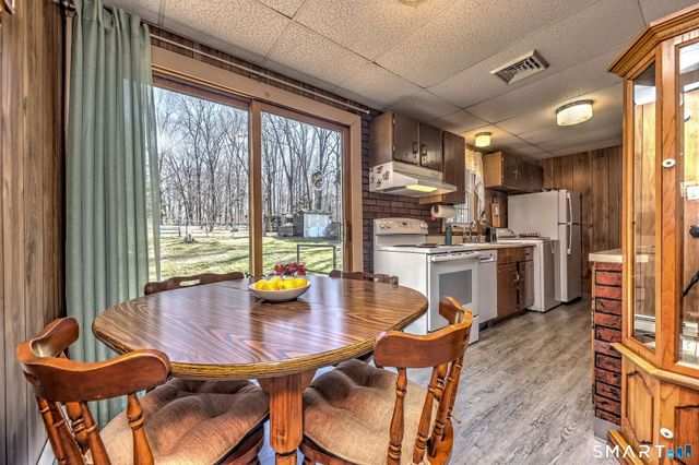 534 Horse Pond Road, Madison, CT 06443