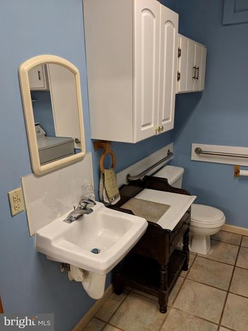 1093 DELSEA DR, Westville, NJ 08093