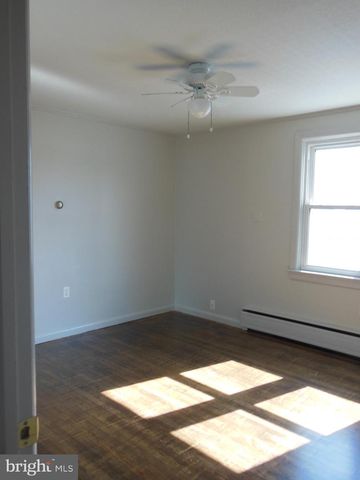 1093 DELSEA DR, Westville, NJ 08093