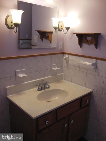 1093 DELSEA DR, Westville, NJ 08093