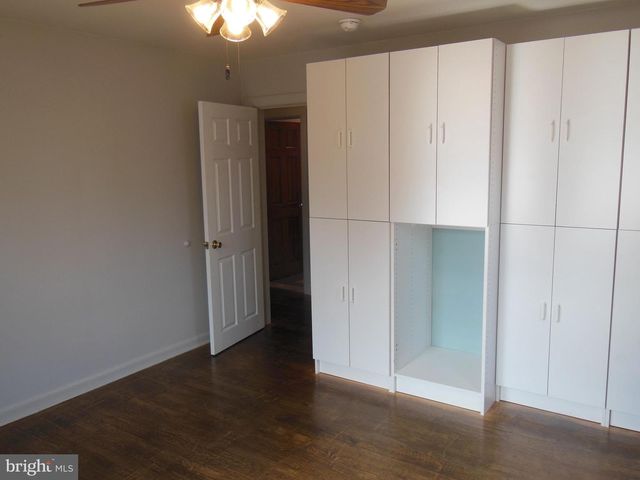 1093 DELSEA DR, Westville, NJ 08093