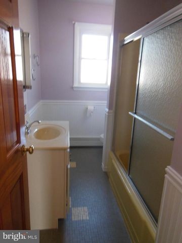 1093 DELSEA DR, Westville, NJ 08093