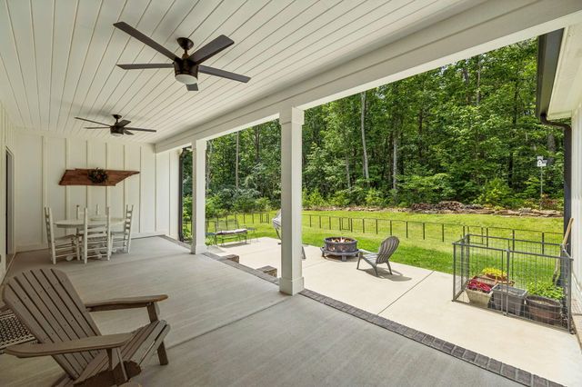 188 Horseshoe Bend Road E, Signal Mountain, TN 37377