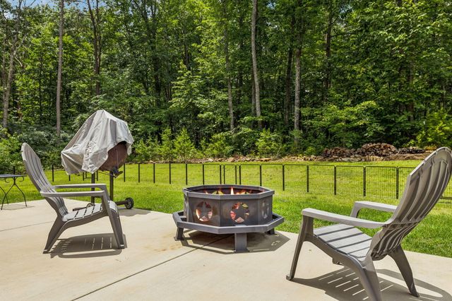 188 Horseshoe Bend Road E, Signal Mountain, TN 37377