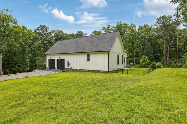 188 Horseshoe Bend Road E, Signal Mountain, TN 37377