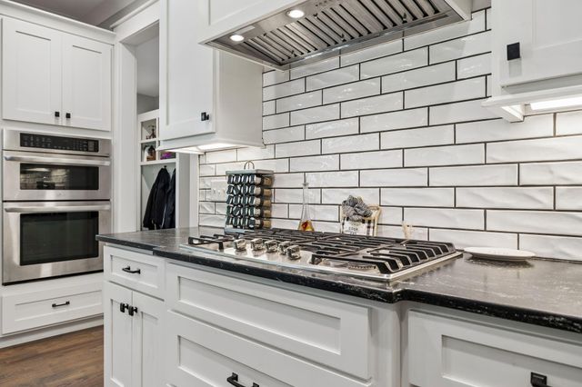 188 Horseshoe Bend Road E, Signal Mountain, TN 37377