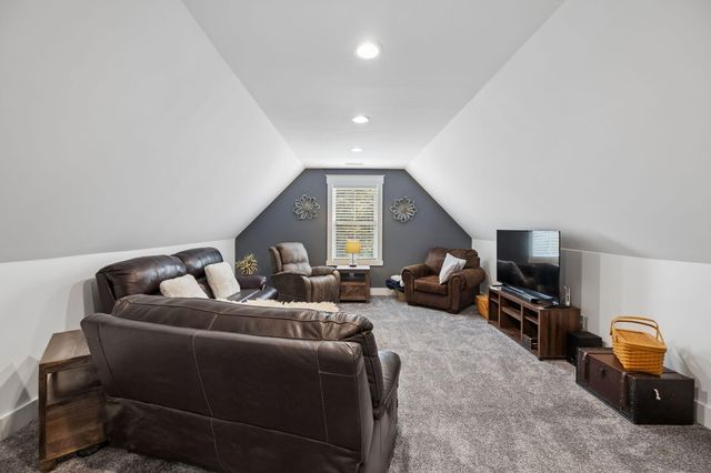 188 Horseshoe Bend Road E, Signal Mountain, TN 37377
