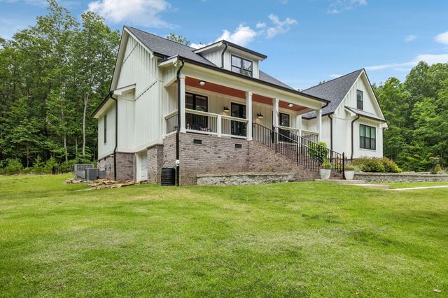 188 Horseshoe Bend Road E, Signal Mountain, TN 37377