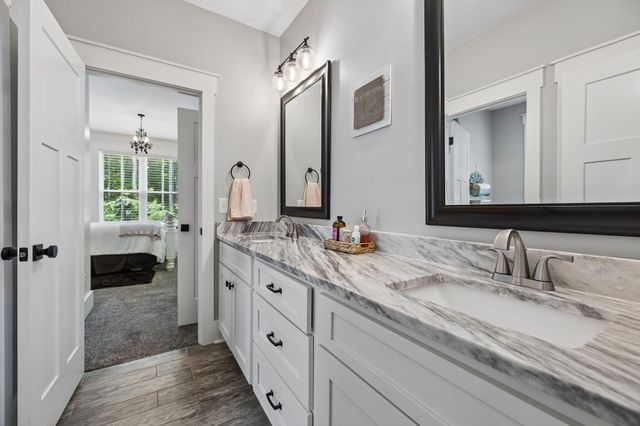 188 Horseshoe Bend Road E, Signal Mountain, TN 37377
