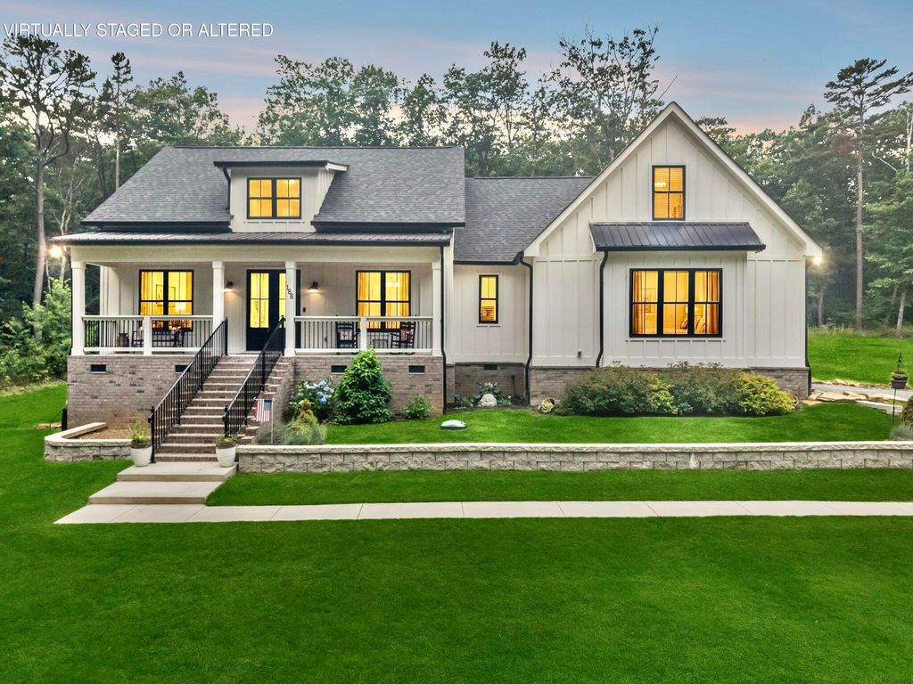 188 Horseshoe Bend Road E, Signal Mountain, TN 37377