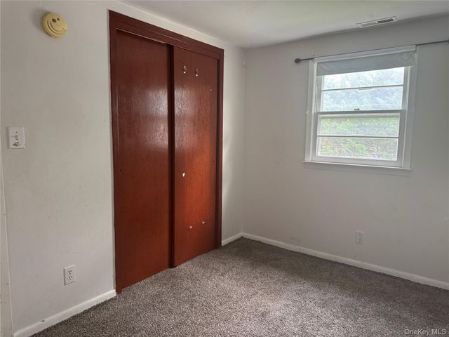 124 Parkdale Drive, North Babylon, NY 11703