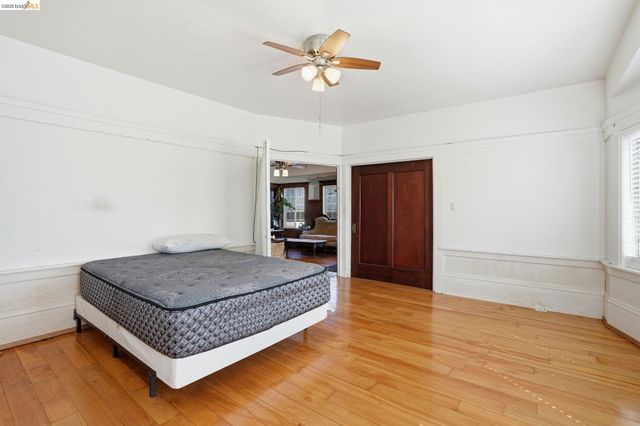 2015 50Th Ave, Oakland, CA 94601