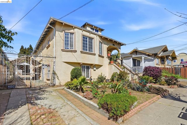 2015 50Th Ave, Oakland, CA 94601