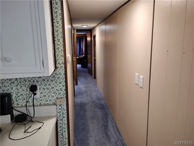 53 Carefree Lane, Cheektowaga, NY 14227