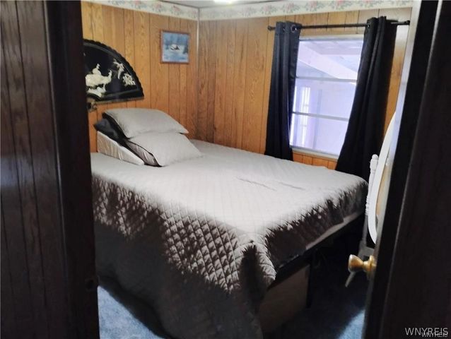 53 Carefree Lane, Cheektowaga, NY 14227