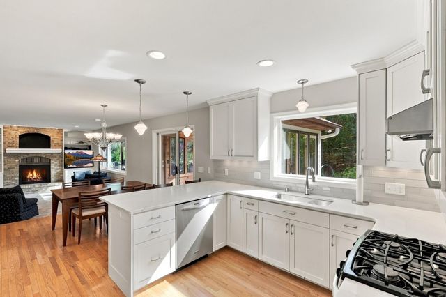 4772 London Lane, Eagan, MN 55122