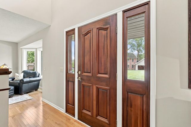 4772 London Lane, Eagan, MN 55122
