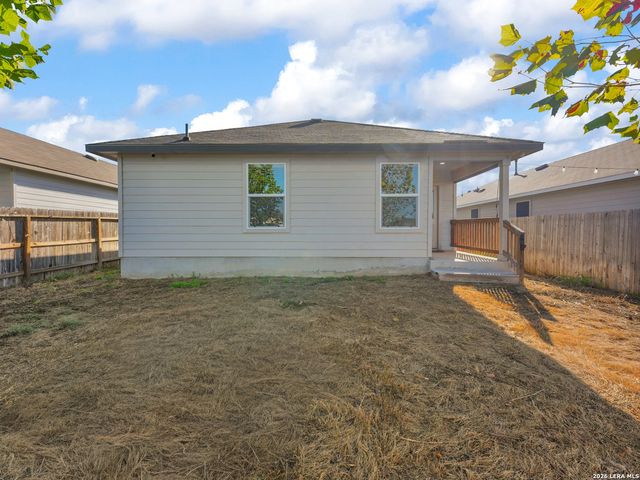 15515 CARDAMOM CV, Von Ormy, TX 78073