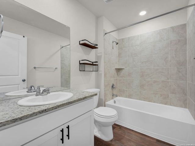 15515 CARDAMOM CV, Von Ormy, TX 78073