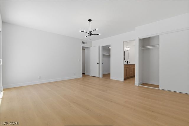3552 Haverhill Street, Las Vegas, NV 89121