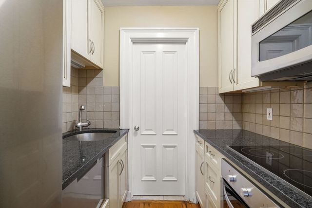80 Marlborough St 7, Boston, MA 02116