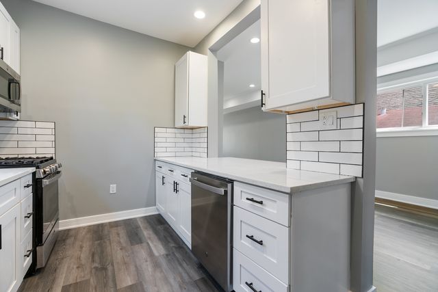 4624 N Springfield Avenue 2, Chicago, IL 60625