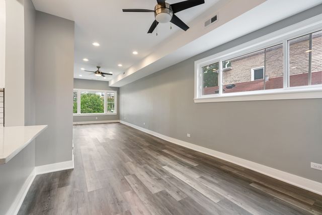 4624 N Springfield Avenue 2, Chicago, IL 60625